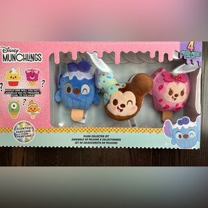 Disney Munchlings Scented Surprise Set NWT